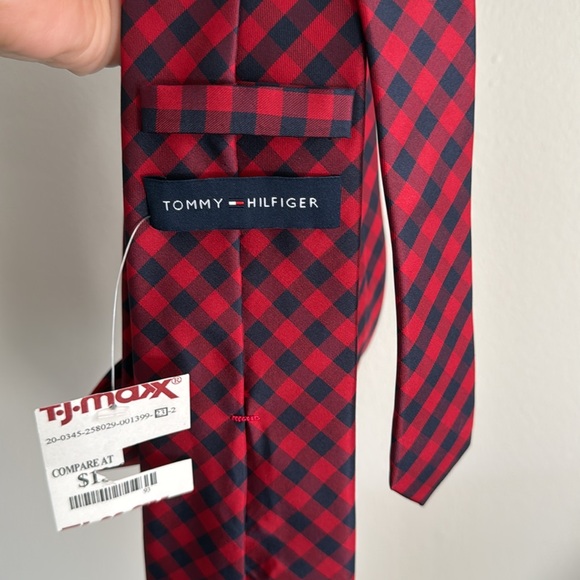 Tommy Hilfiger Red and Navy Necktie - Picture 3 of 7